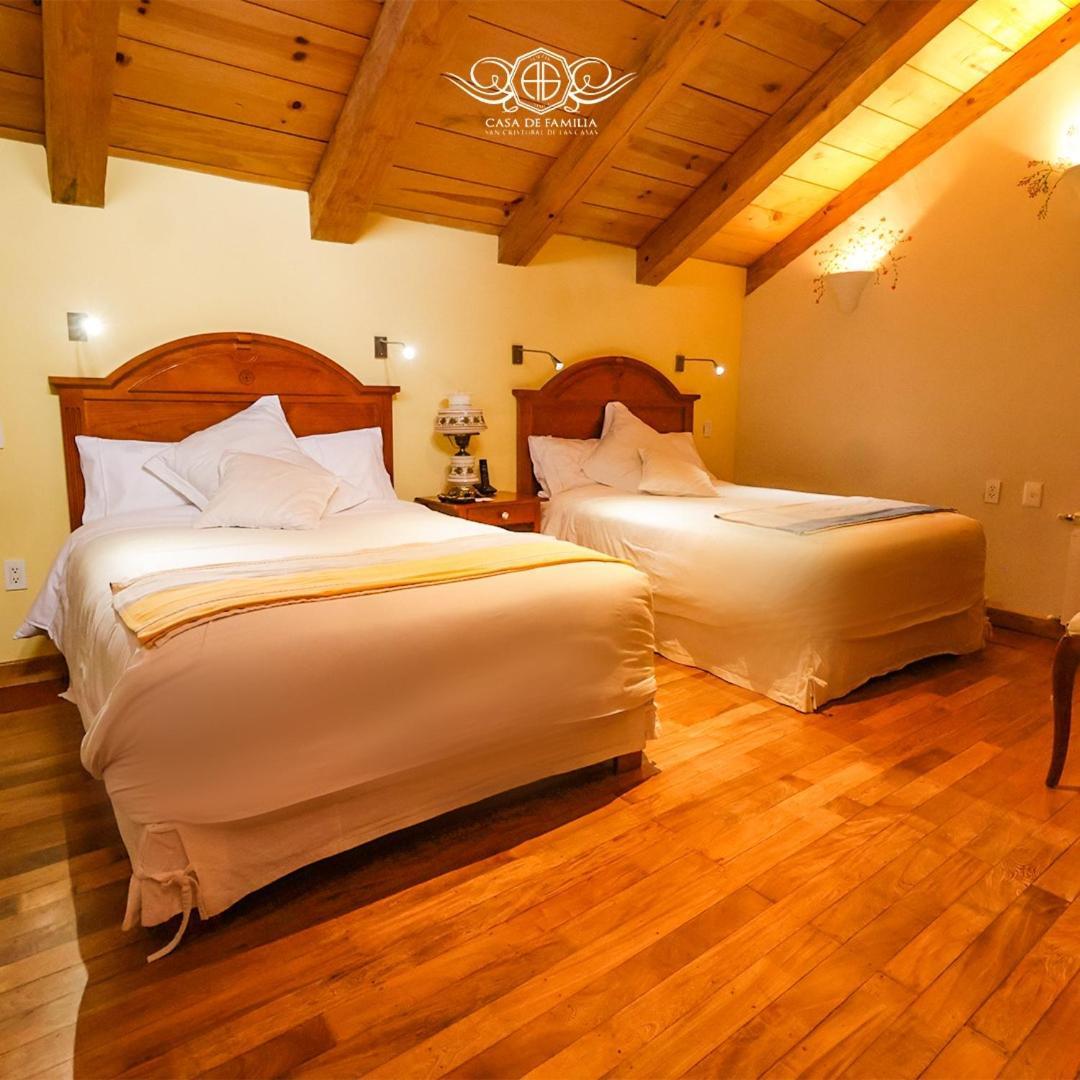 Hotel Casa De Familia De San Cristobal ซานกริสโตบัล เด ลาสกาซาส ภายนอก รูปภาพ
