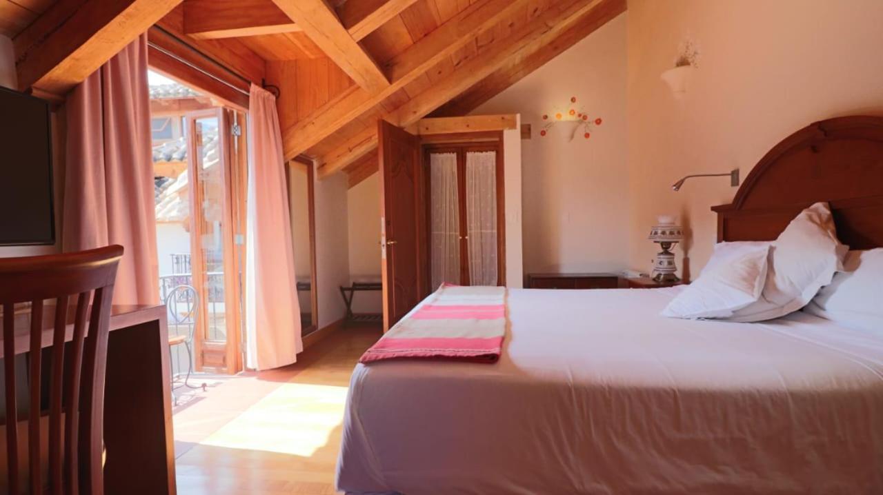 Hotel Casa De Familia De San Cristobal ซานกริสโตบัล เด ลาสกาซาส ภายนอก รูปภาพ