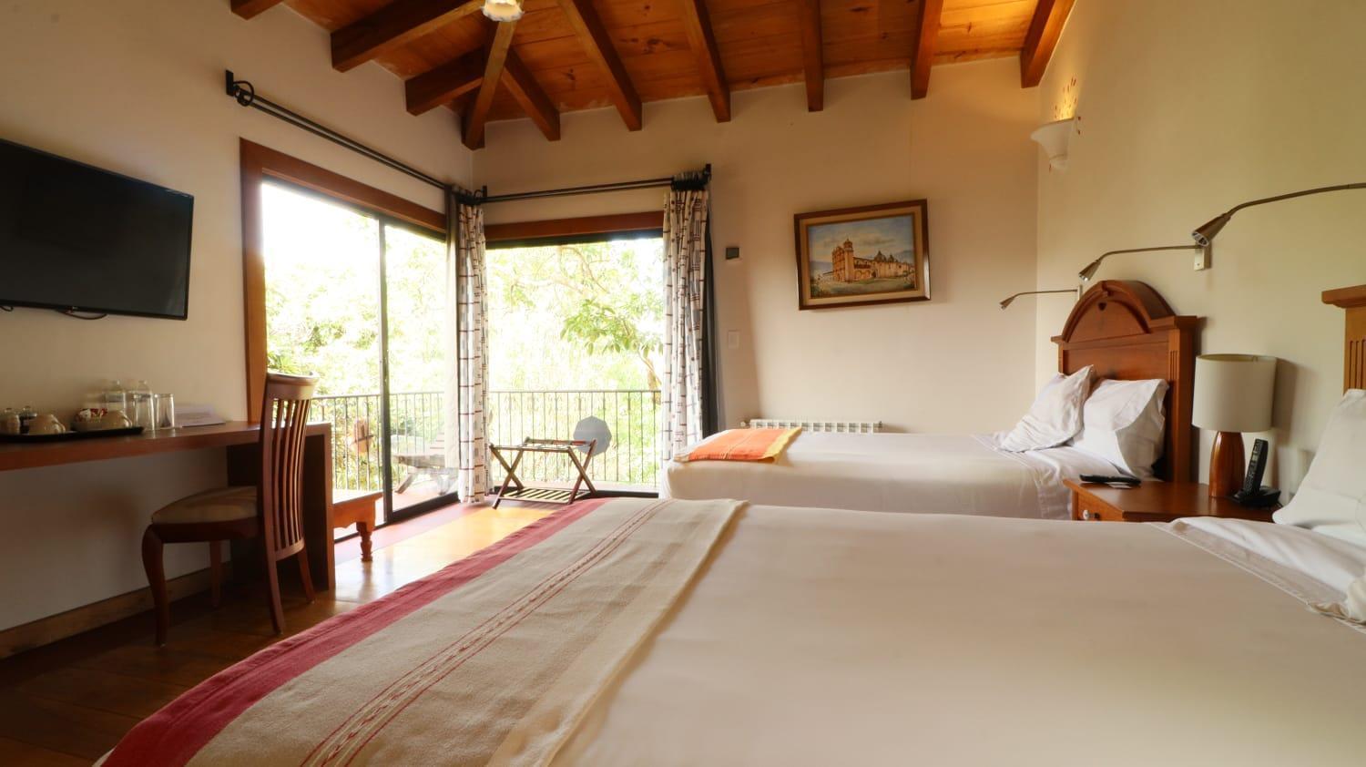 Hotel Casa De Familia De San Cristobal ซานกริสโตบัล เด ลาสกาซาส ภายนอก รูปภาพ