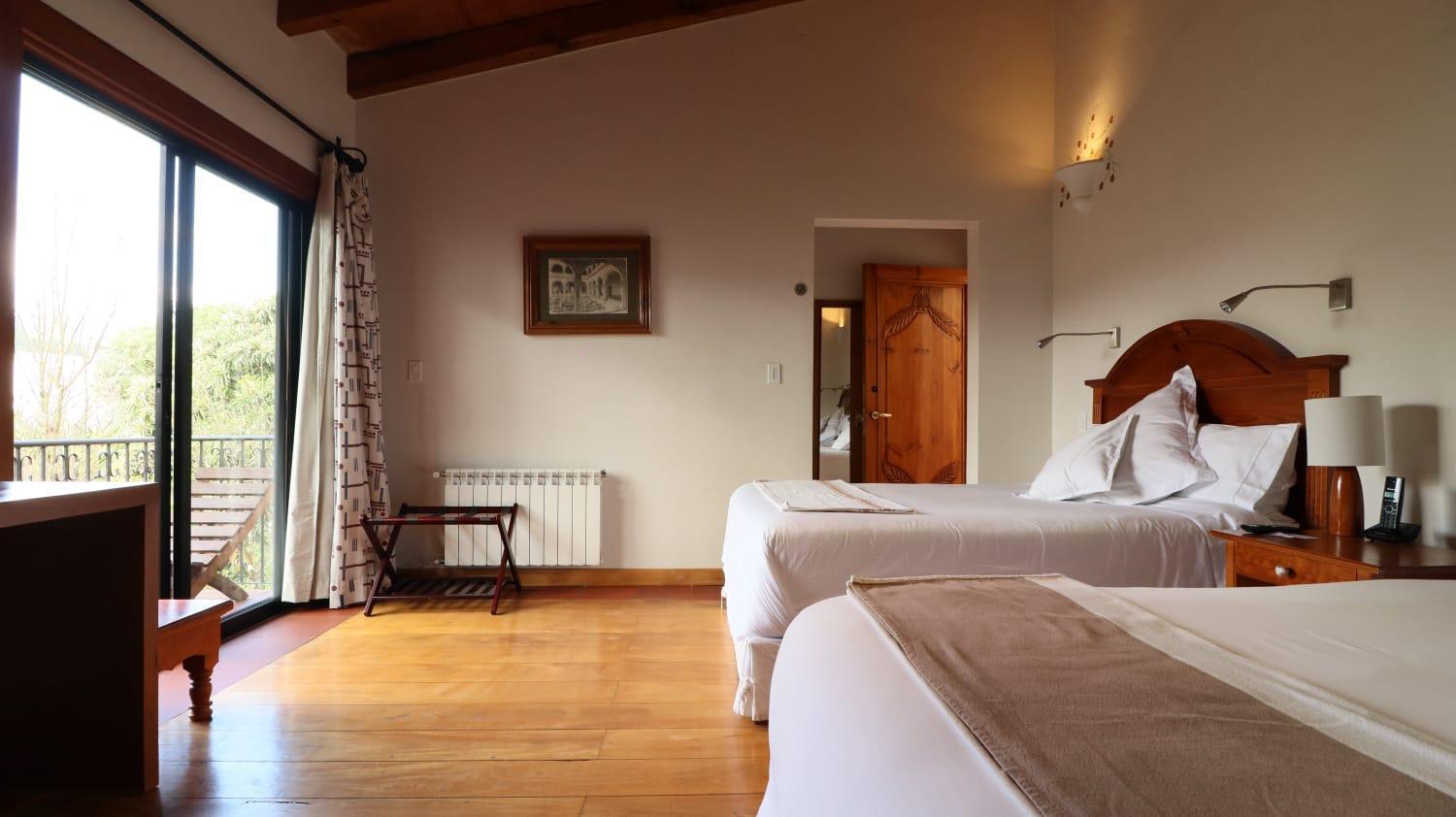Hotel Casa De Familia De San Cristobal ซานกริสโตบัล เด ลาสกาซาส ภายนอก รูปภาพ