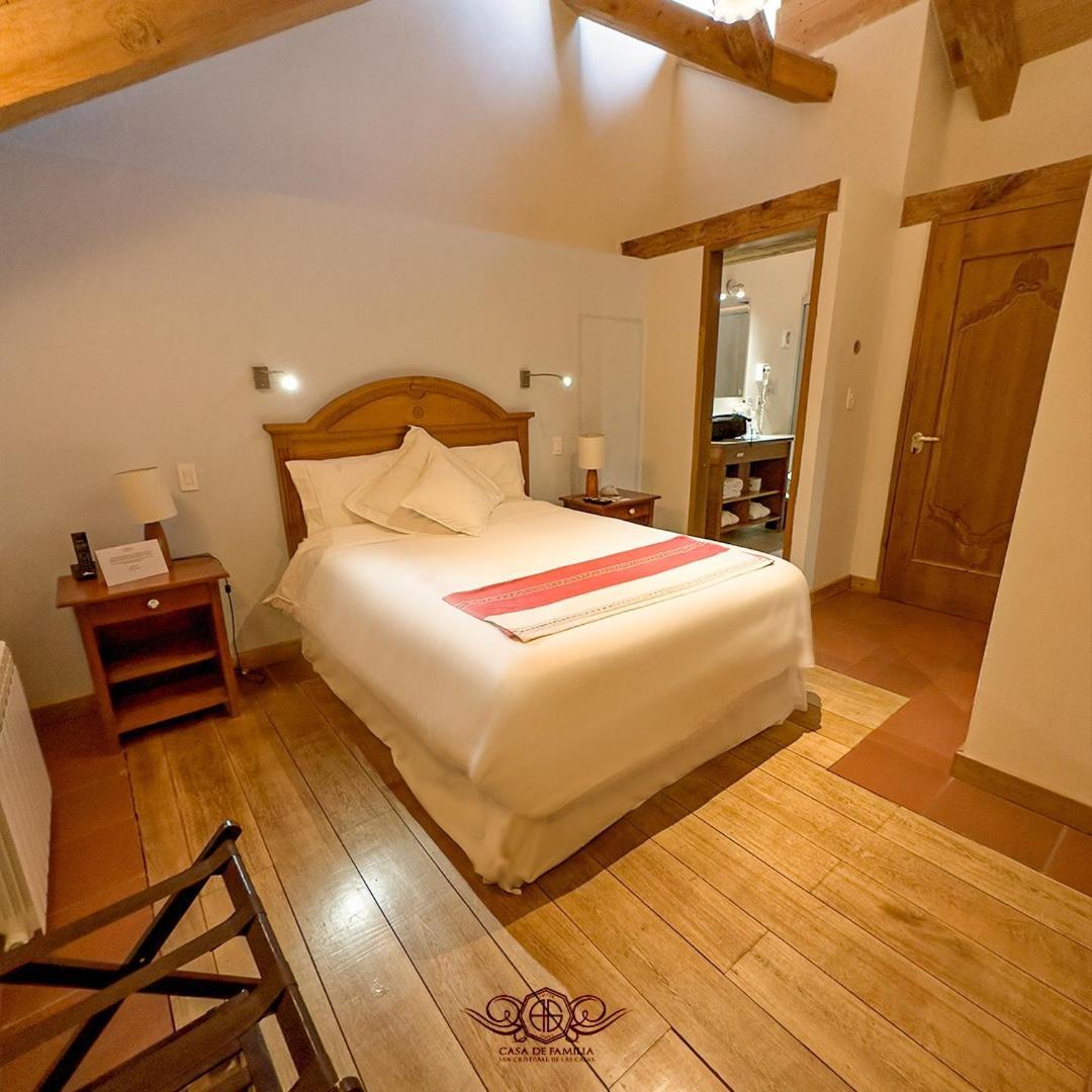Hotel Casa De Familia De San Cristobal ซานกริสโตบัล เด ลาสกาซาส ภายนอก รูปภาพ